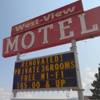 Brands,  Businesses, Places & Professionals West-View Motel in Vegreville AB