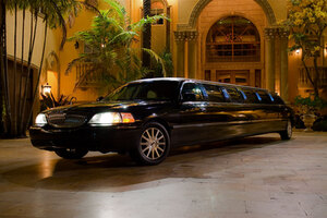 Stretch & Super Stretch Limousines