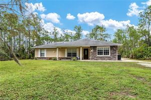 Two homes on 5.3 wooded acres and a beautiful secluded area, Naples Florida