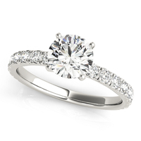 Traditional Style Round Diamond Engagement Ring