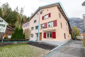 Haus kaufen in der Nähe  für Familie in Glarus