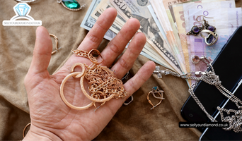 Sell Jewellery with Ease: Get the Best Value for Your Precious Items