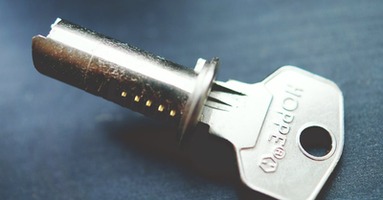 How to Make the Same Key for Multiple Locks