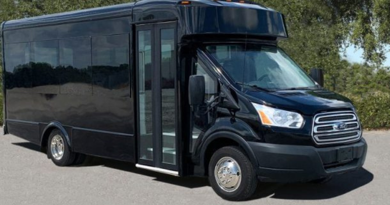 Travel Together, Comfortably: Why Mini Bus Transportation is Your Ideal Choice