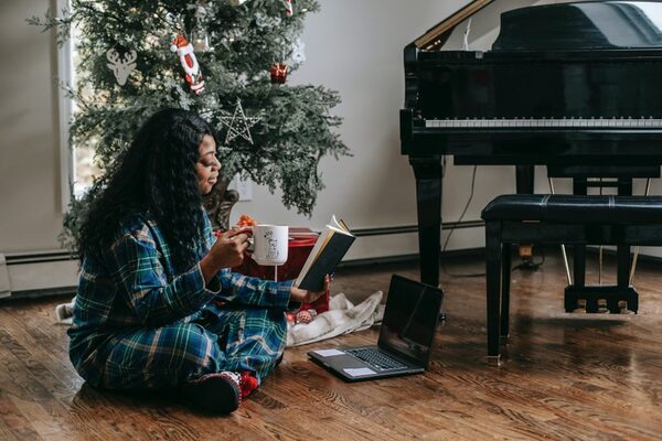 Merry And Motivated: Tips For Staying On Task During The Holidays